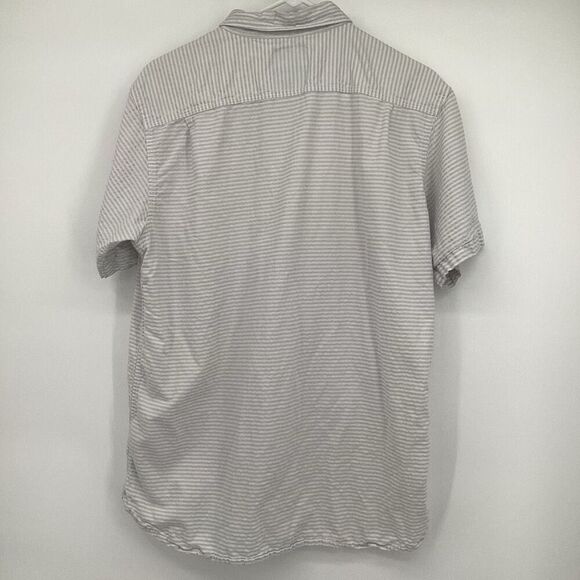 EUC Mens Mountain Hardwear Cotton Button Up - Large - Picture 6 of 8